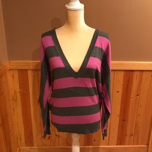 TOMMY HILFIGER gray pink striped sweater size M